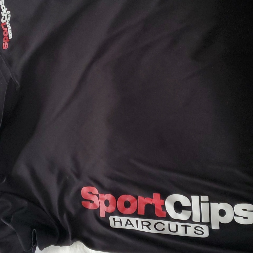 Sportsclips uniform t shirt